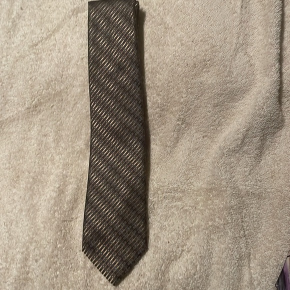 Men’s Classic Print Necktie - Picture 2 of 4